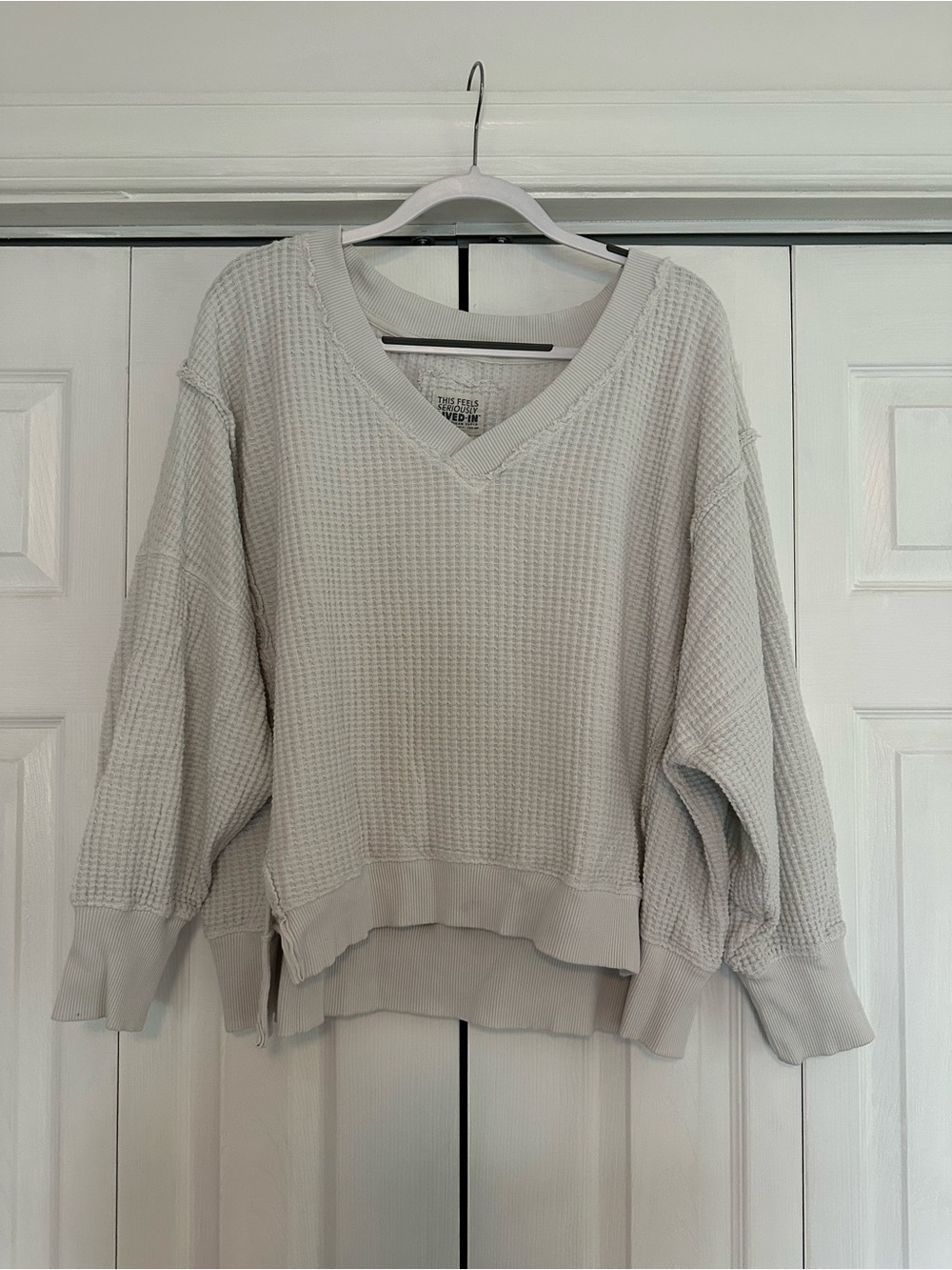 American Eagle Outfitters White Waffle V-Neck Sweater